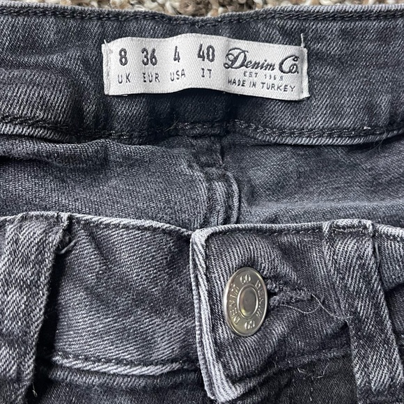 Denim & Co. Black Skinny Jeans Distressed - Picture 3 of 3